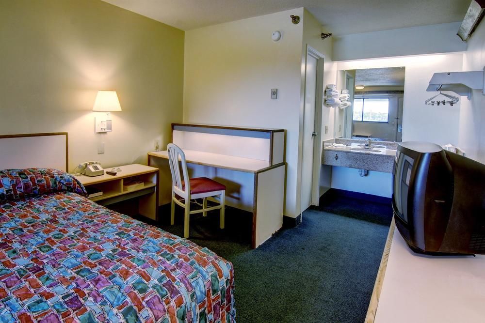 Motel 6-Tucker, Ga - Atlanta Northeast Екстер'єр фото