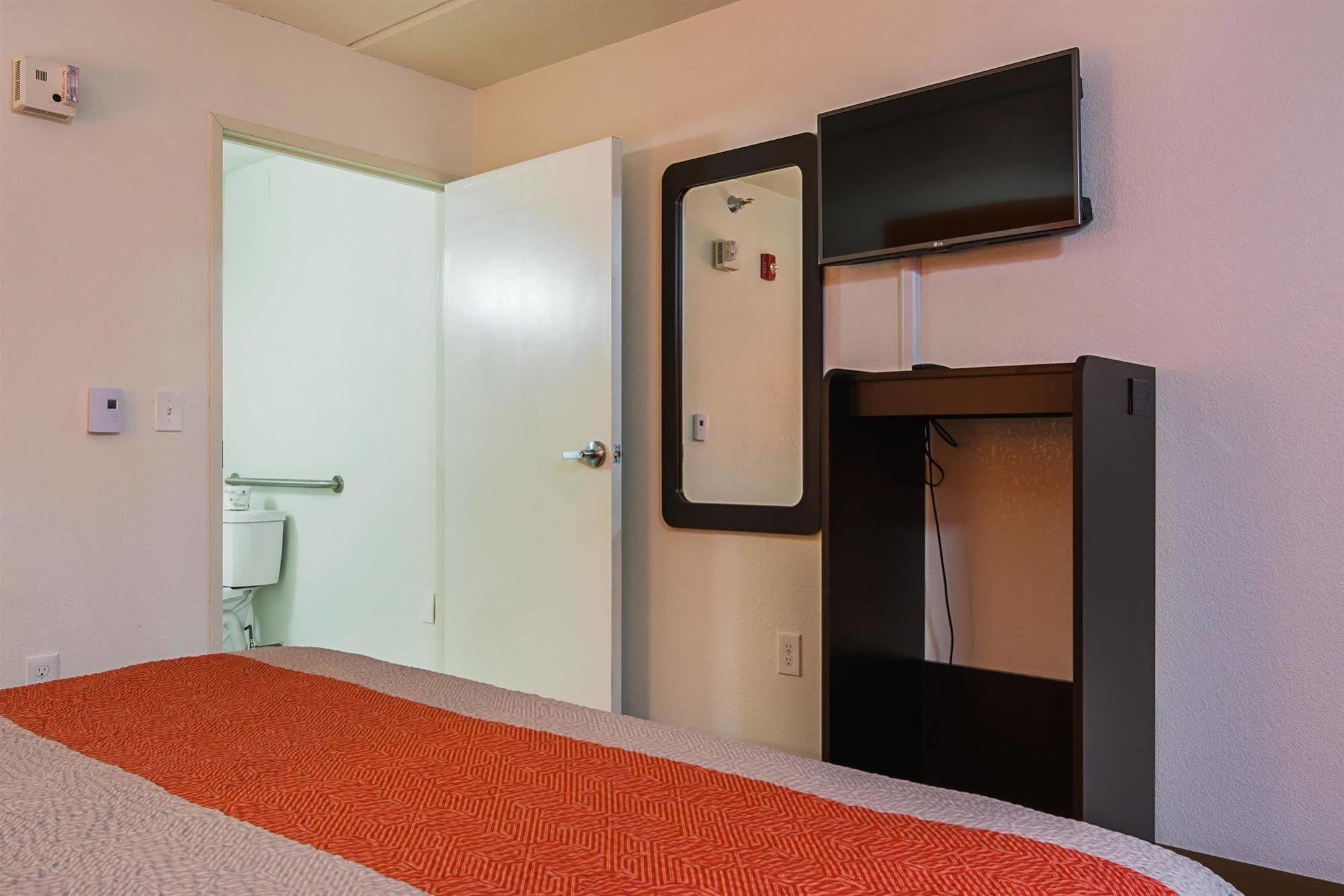 Motel 6-Tucker, Ga - Atlanta Northeast Екстер'єр фото